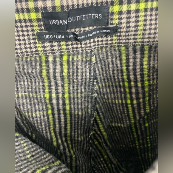 Urban Outfitters Black Green Checked‎ Plaid Cropped Flare Pants - Picture 10 of 10